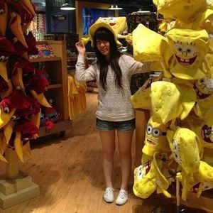 Meet your Posher, Hui